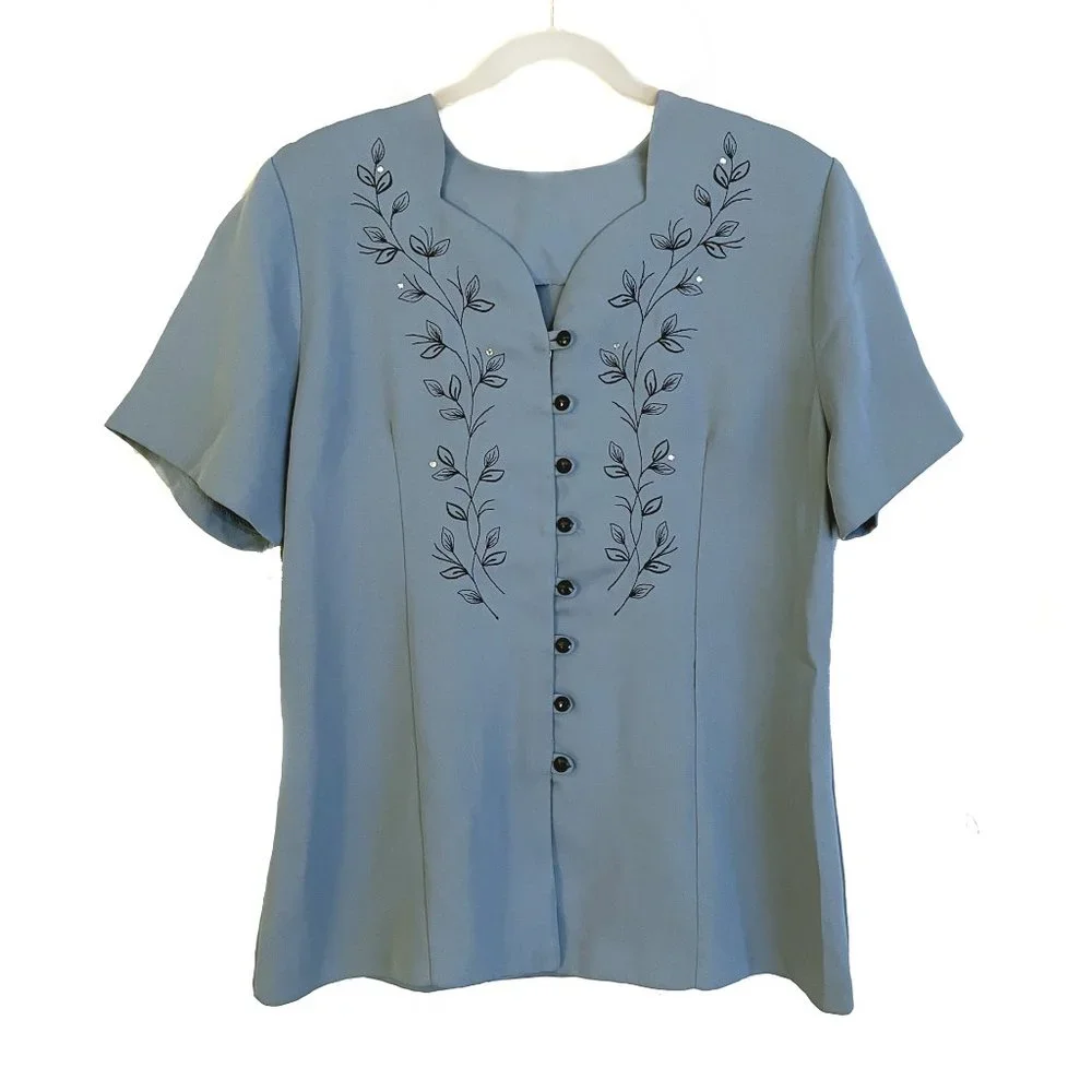 Light-bue / gray women's blouse, embroidered, with rhinestones. Size XL - Picture 1 of 2